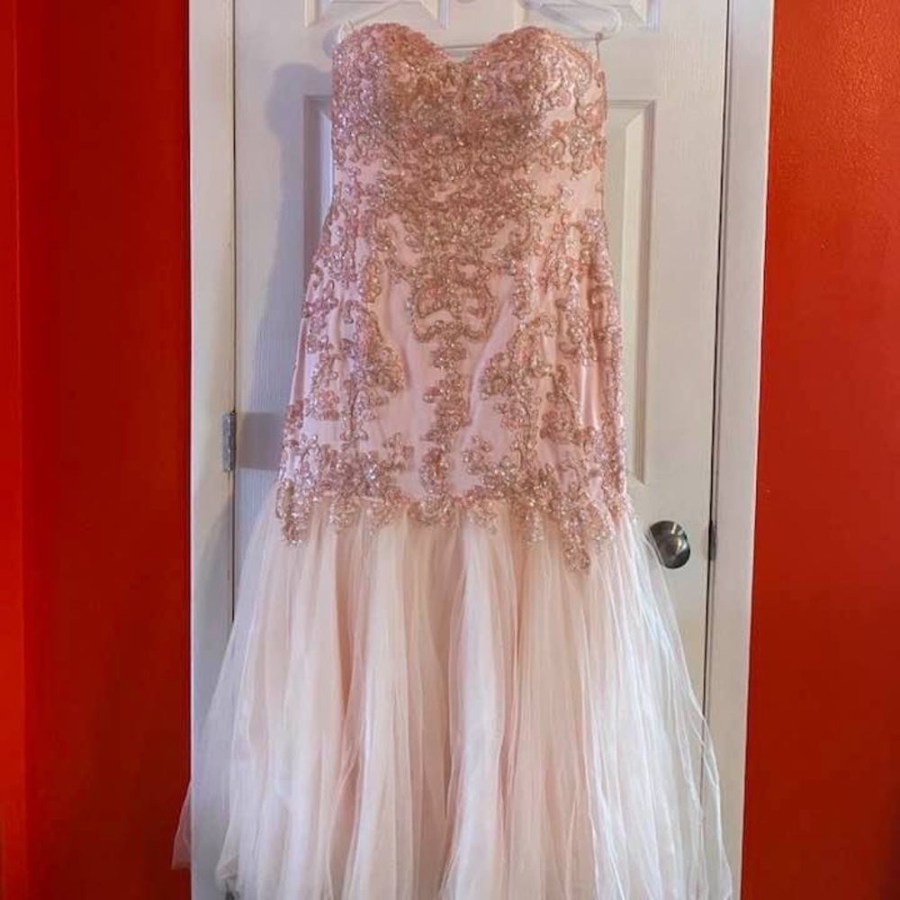 Prom Dress/Sweet 16 Dress/Vestido de Quinceañera